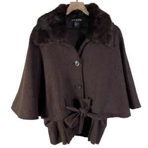 Revue Rabbit Fur/Wool Women’s Button Down Jacket/Coat Top Size M Color Brown